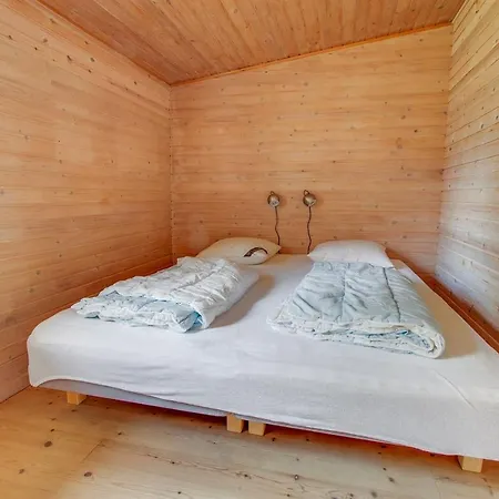 Three-bedroom Holiday In